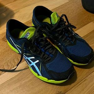 Men’s ASICS shoes - gel Fuji racer 3